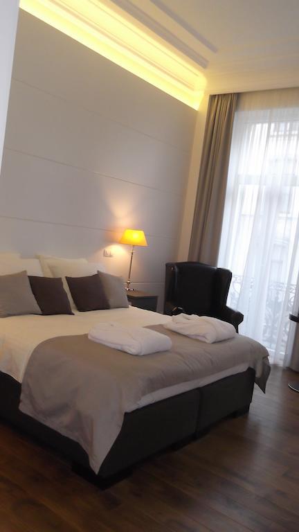 Couette-café Art De Sejour - 4*