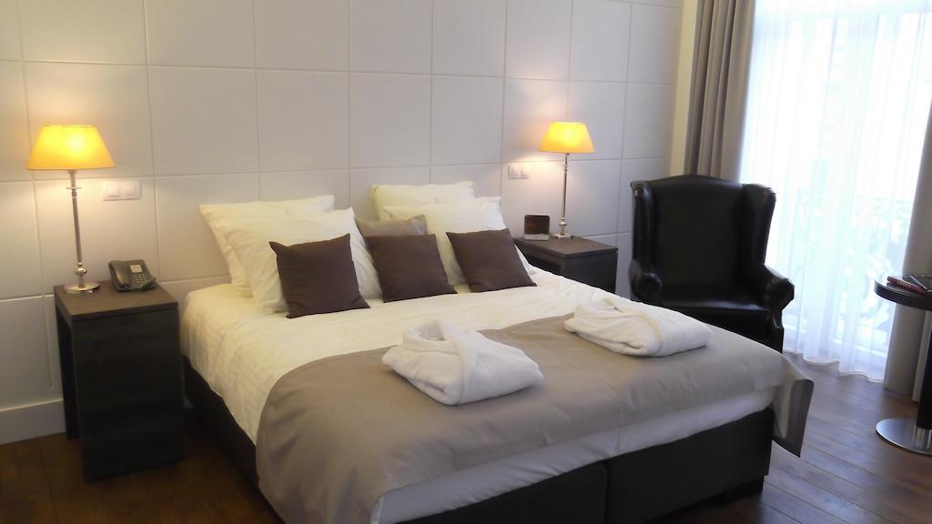 Couette-café Art De Sejour - 4*